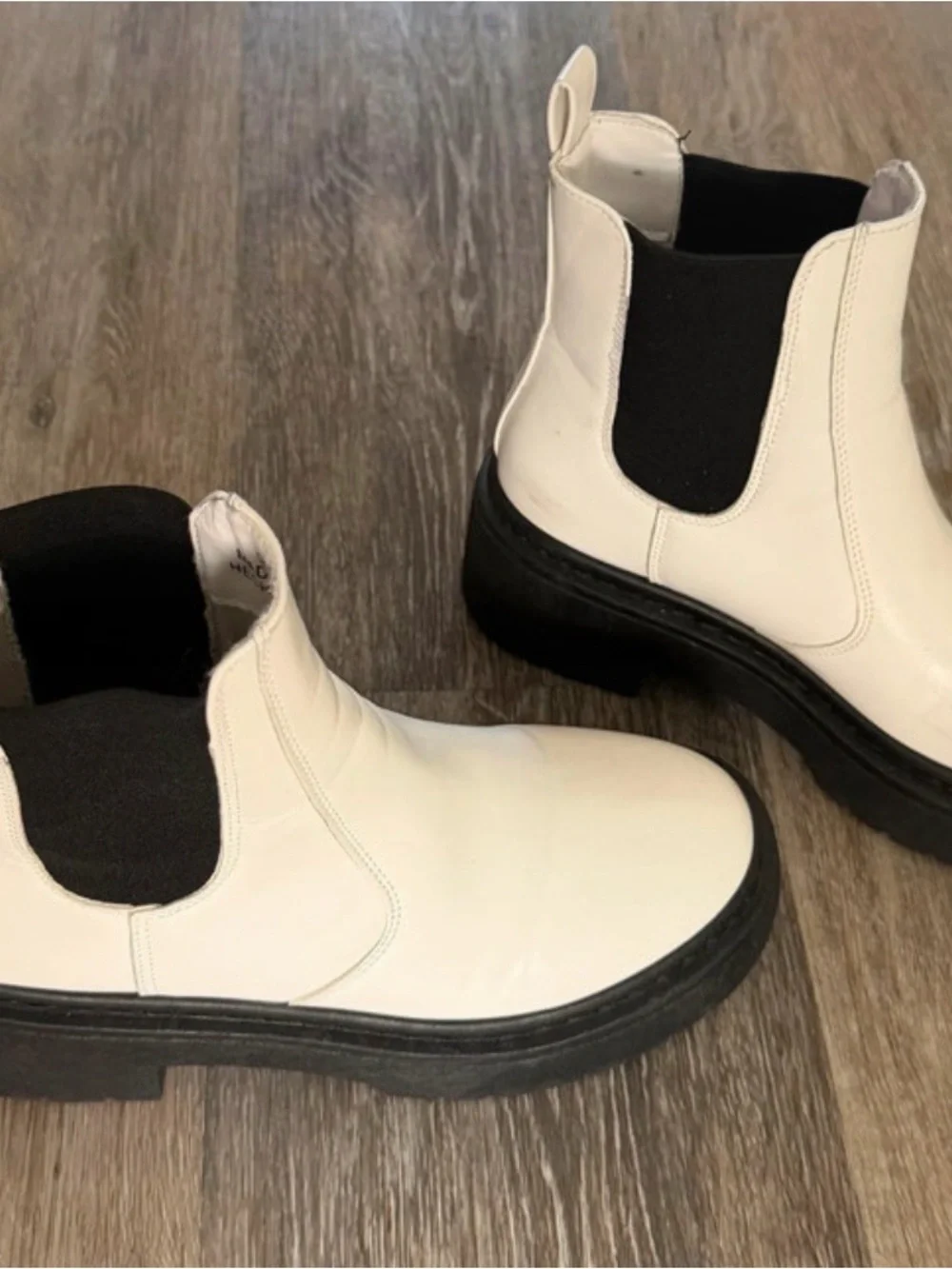 Forever 21 White Chelsea Platform Boots with Black Elastic